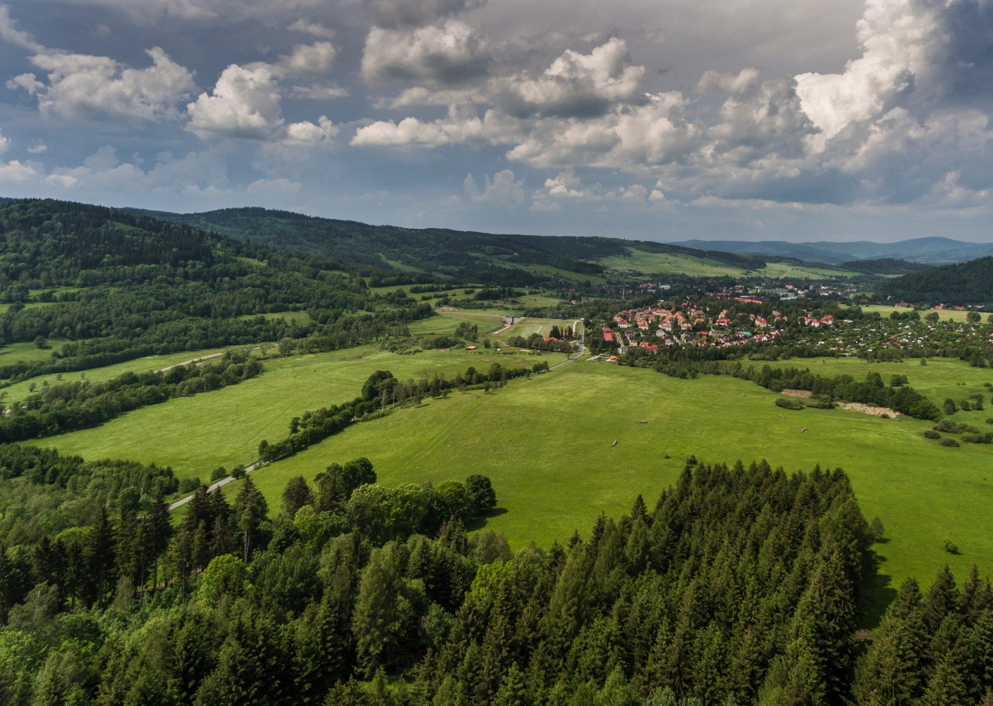 Panorama - Stronie Śląskie z widokiem na domek do wynajęcia Monte Black